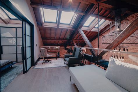 LOFT definition and meaning .